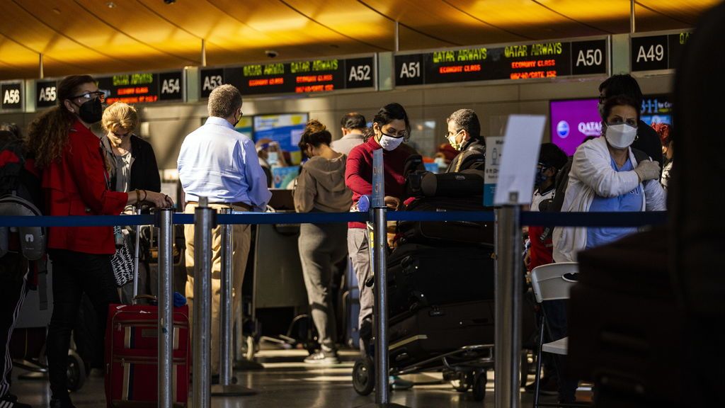 EEUU da vía libre para viajar dentro y fuera del país a las personas vacunadas EEUU da vía libre para viajar dentro y fuera del país a las personas vacunadas