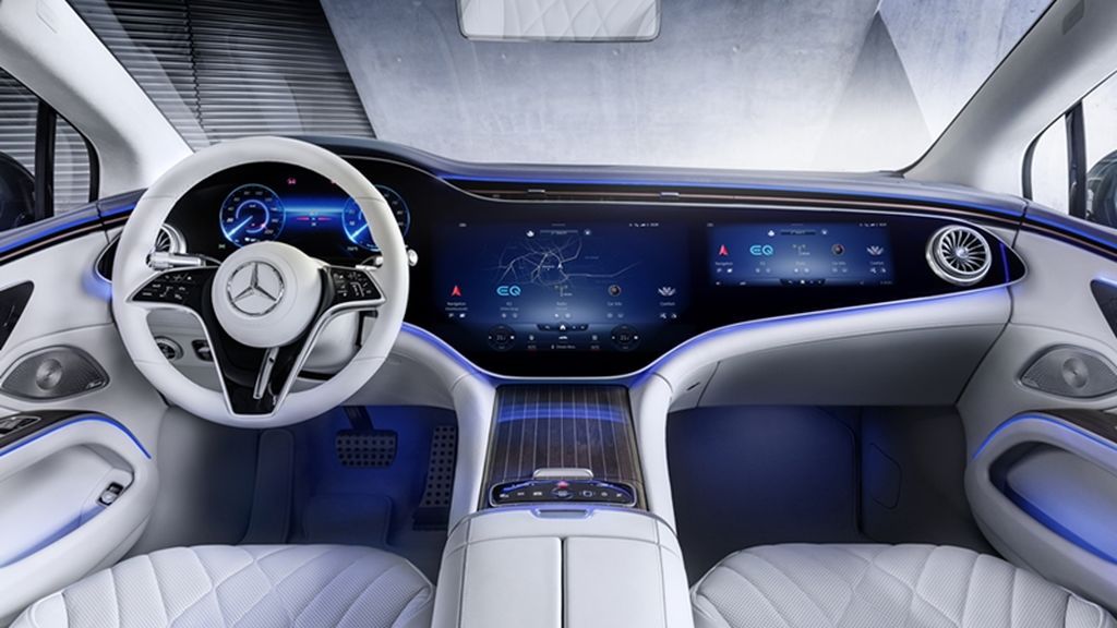 HABITÁCULO DEL MERCEDES EQS DE PRODUCCIÓN 2