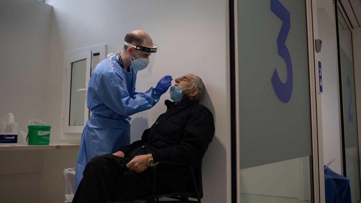 La velocidad de contagio y el riesgo de rebrote siguen escalando posiciones en Cataluña La velocidad de contagio y el riesgo de rebrote siguen escalando posiciones en Cataluña