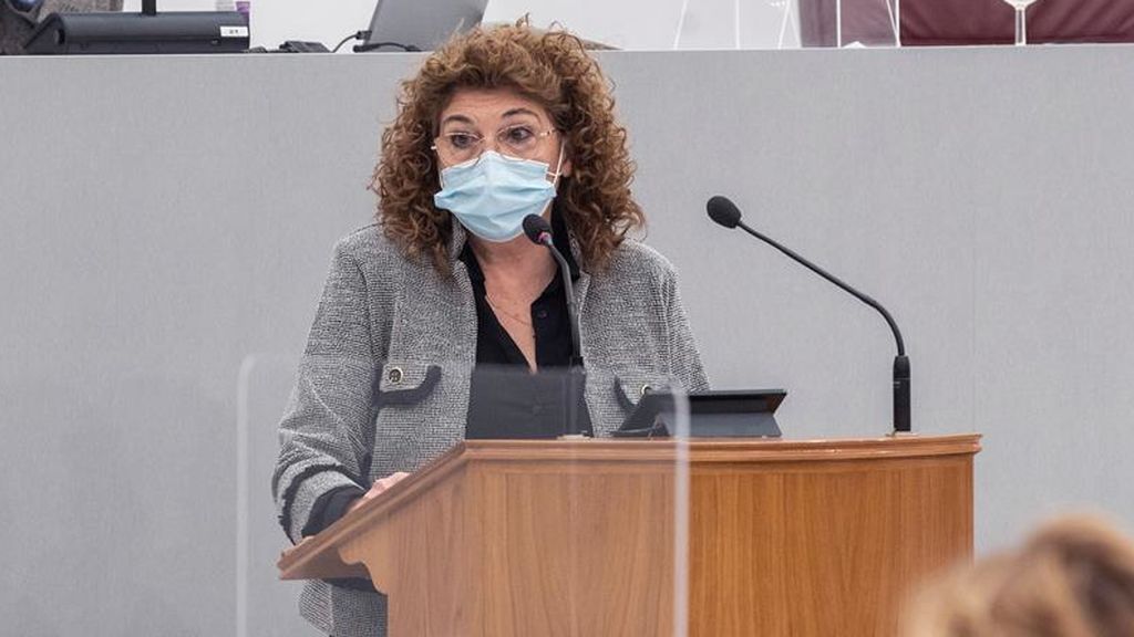 López Miras ficha a la exdiputada de Vox María Isabel Campuzano como consejera de Educación López Miras ficha a la exdiputada de Vox María Isabel Campuzano como consejera de Educación