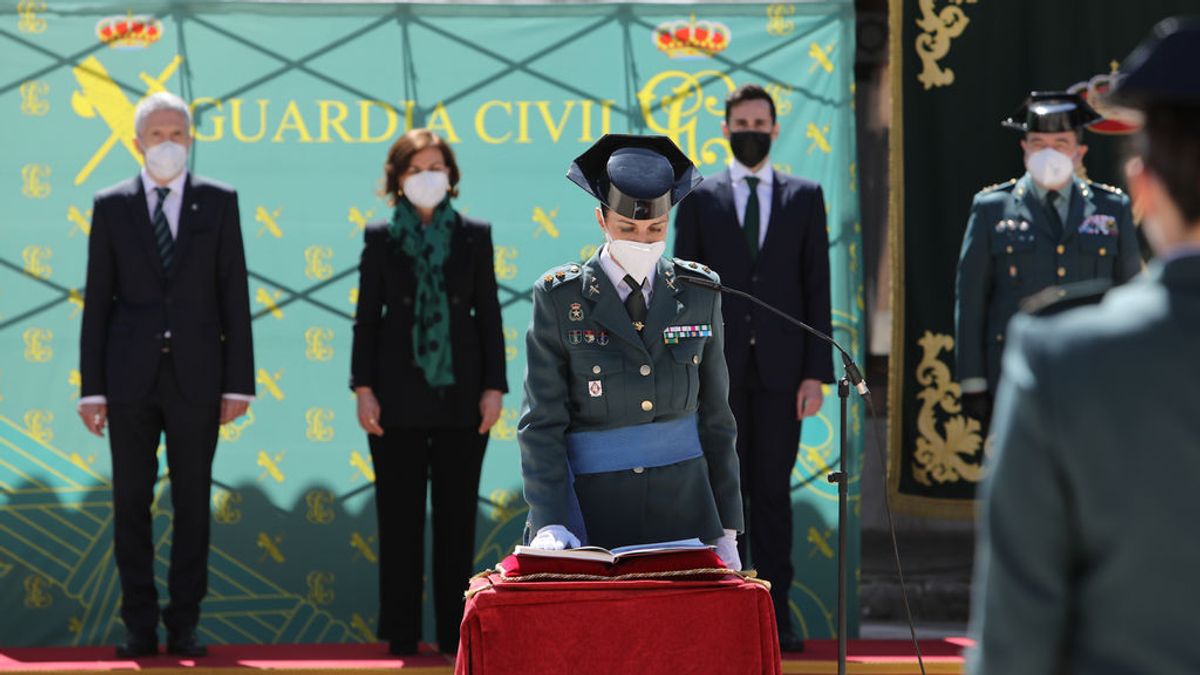 Toma posesión del cargo la teniente coronel Silvia Gil, primera mujer al frente de una comandancia de la Guardia Civil Toma posesión del cargo la teniente coronel Silvia Gil, primera mujer al frente de una comandancia de la Guardia Civil