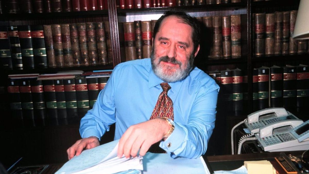 Emilio Rodríguez Menéndez se enfrenta a 4 años de cárcel por una estafa relacionada con petróleo en Argentina Emilio Rodríguez Menéndez se enfrenta a 4 años de cárcel por una estafa relacionada con petróleo en Argentina