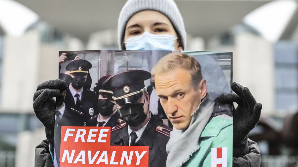 El líder opositor ruso Navalny, ingresado en la enfermería de la prisión donde cumple condena
