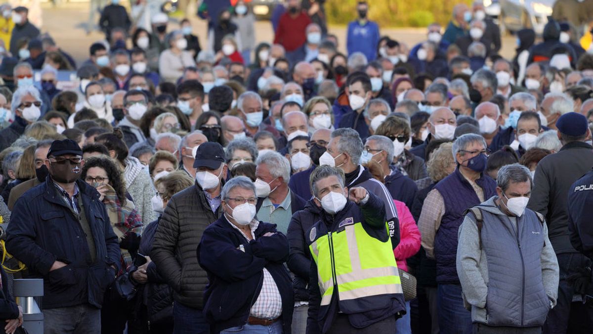 Los 93,5 millones de dosis compradas por España dejan así el calendario vacunal: “¿y a mí, cuándo me toca? Los 93,5 millones de dosis compradas por España dejan así el calendario vacunal: “¿y a mí, cuándo me toca?