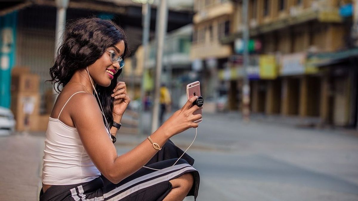 La respuesta de una chica a su exnovio en Tinder que triunfa en Internet La respuesta de una chica a su exnovio en Tinder que triunfa en Internet