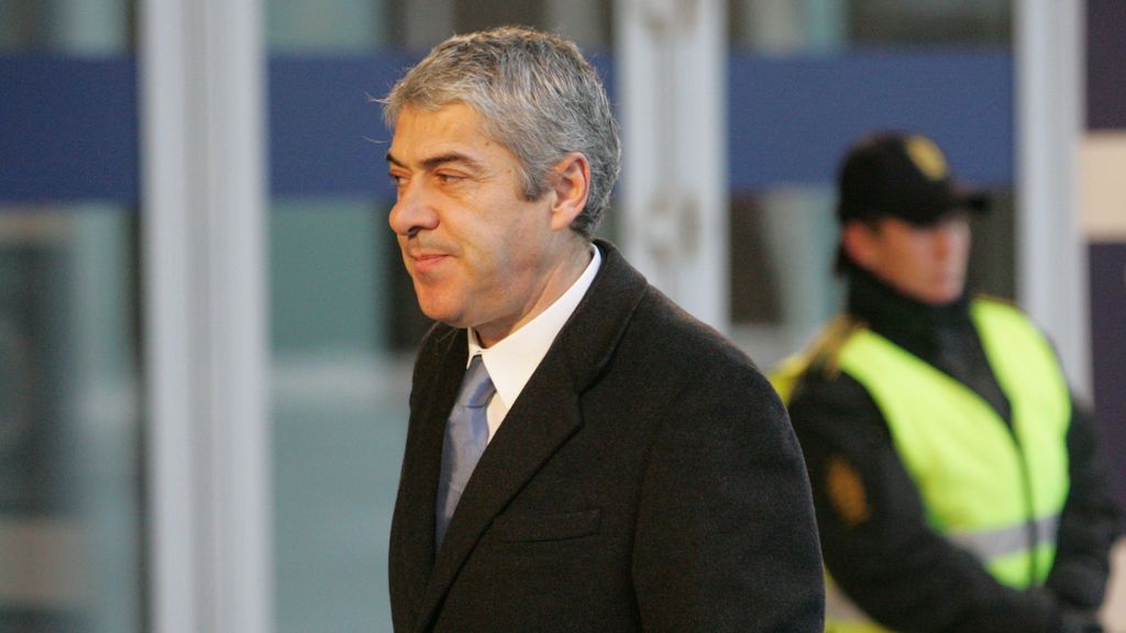 El ex primer ministro portugués José Sócrates podría tener una 'herencia' en Suiza de 34 millones de euros El ex primer ministro portugués José Sócrates podría tener una 'herencia' en Suiza de 34 millones de euros