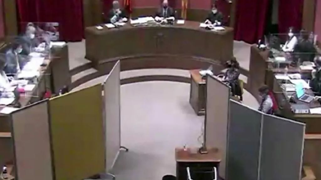 Apoyo de la profesión al fiscal que interrogó a la víctima de la manada de Sabdell Apoyo de la profesión al fiscal que interrogó a la víctima de la manada de Sabdell
