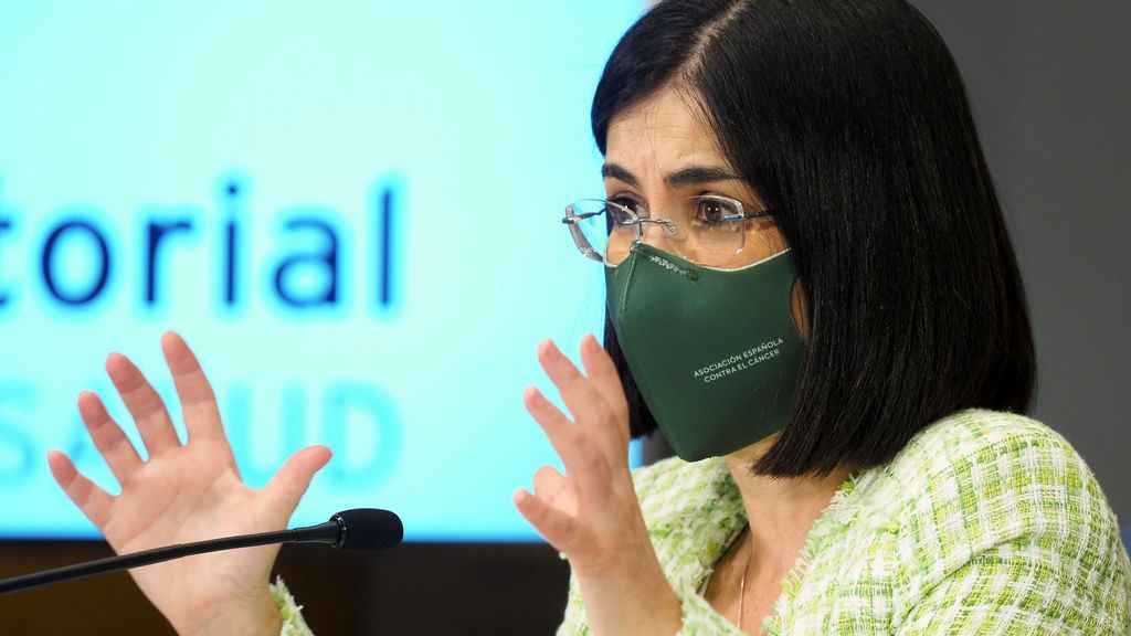 Darias pide tranquilidad porque "hay tiempo" para adoptar la "mejor decisión" sobre la 2º dosis de AstraZeneca Darias pide tranquilidad porque "hay tiempo" para adoptar la "mejor decisión" sobre la 2º dosis de AstraZeneca