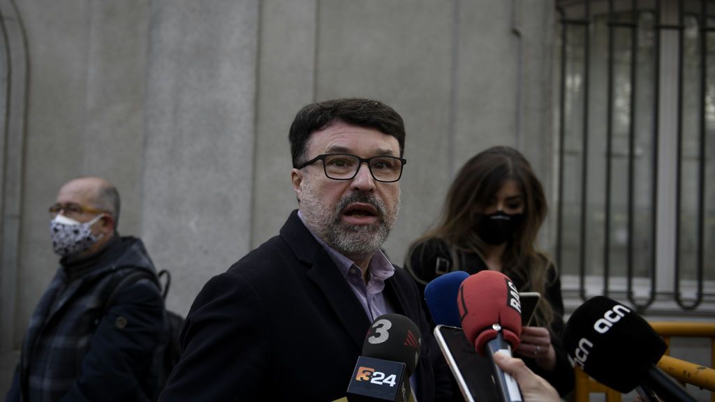 El Supremo condena a 8 meses de inhabilitación al diputado Joan Josep Nuet por las leyes de desconexión El Supremo condena a 8 meses de inhabilitación al diputado Joan Josep Nuet por las leyes de desconexión