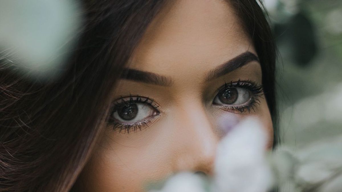 'Bambi eyes': así es la tendencia que rejuvenece y tensa el contorno de ojos