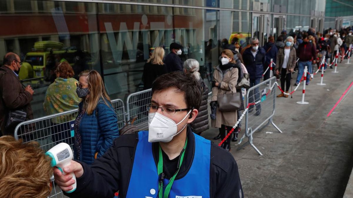 Los datos del rechazo a AstraZeneca: del 70 % que asegura Madrid, a la nula variación de Galicia o Aragón Los datos del rechazo a AstraZeneca: del 70 % que asegura Madrid, a la nula variación de Galicia o Aragón