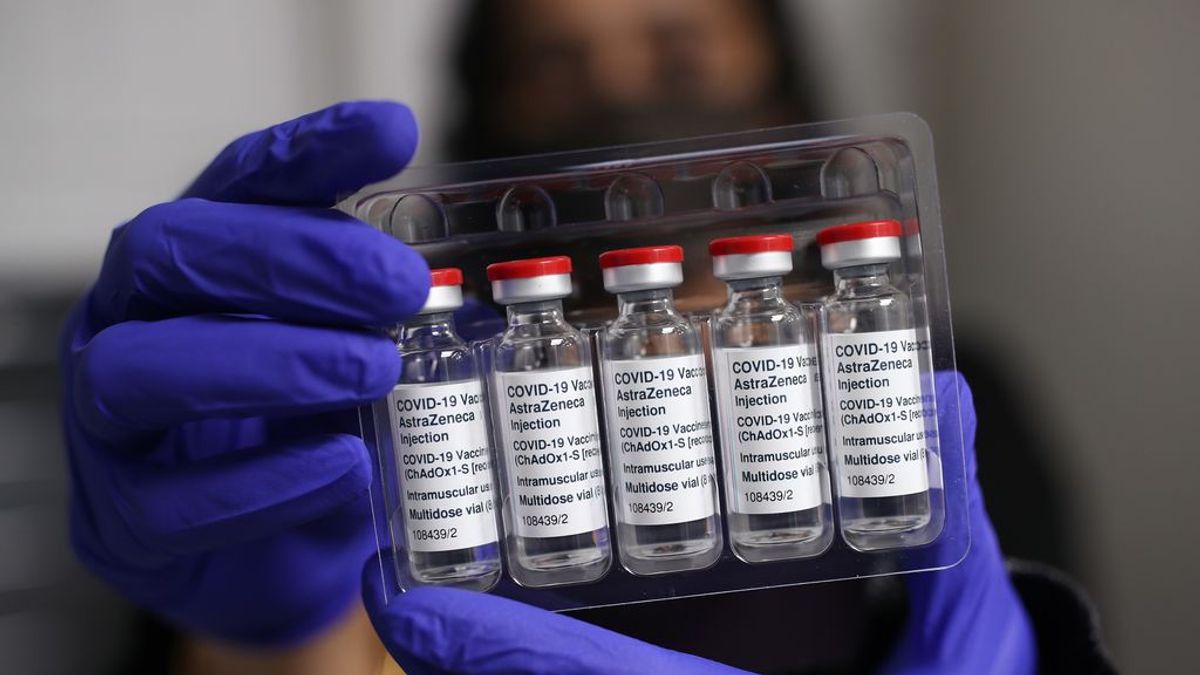 Reino Unido no ha detectado aún ningún caso de trombos tras la segunda dosis de AstraZeneca Reino Unido no ha detectado aún ningún caso de trombos tras la segunda dosis de AstraZeneca