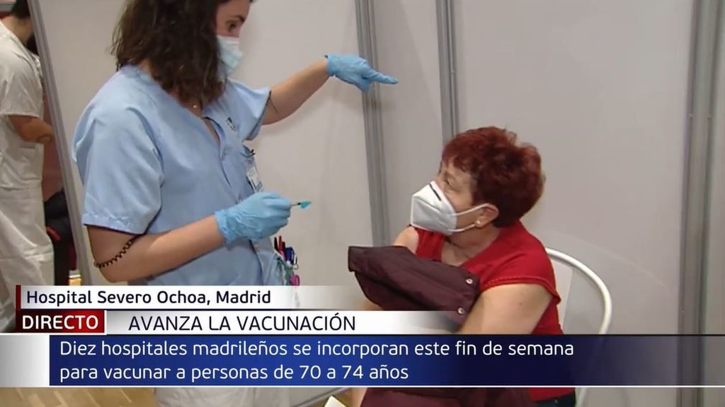 Die hospitales madrileños se incorporan a la vacunación masiva: citan a pacientes de entre 70 y 74 años