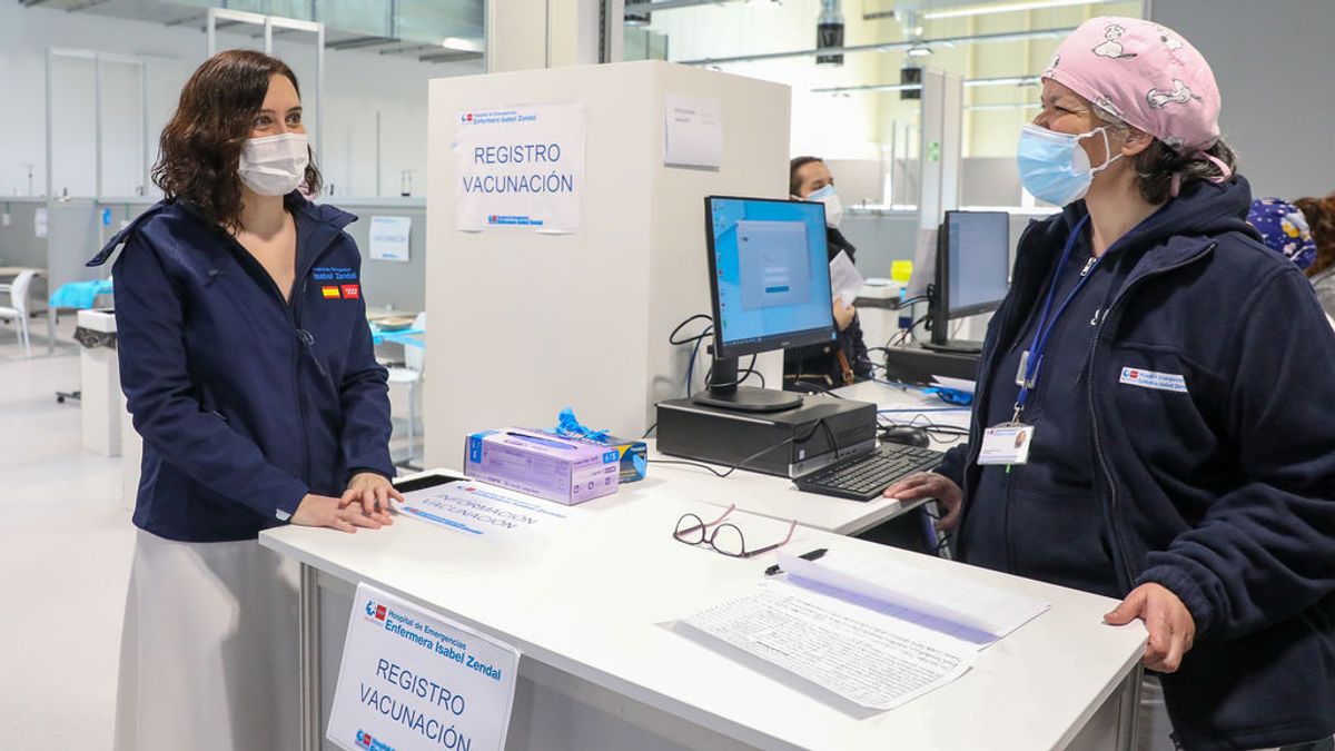 La Junta Electoral rechaza una denuncia de Más Madrid contra folletos de Ayuso dentro del Hospital Zendal La Junta Electoral rechaza una denuncia de Más Madrid contra folletos de Ayuso dentro del Hospital Zendal