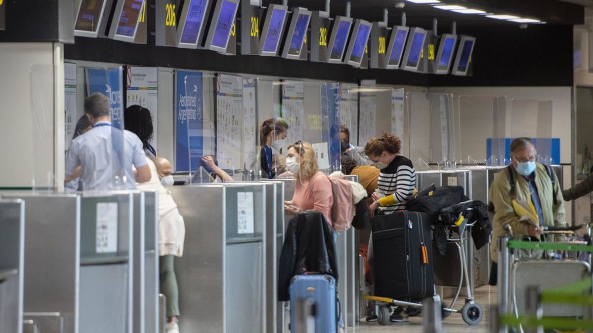 El turismo cerrará el primer semestre con caídas del 70 % respecto a 2019 El turismo cerrará el primer semestre con caídas del 70 % respecto a 2019