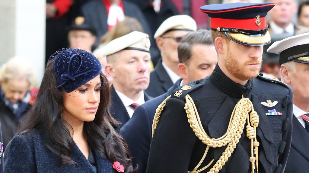 Meghan y Harry rinden en la distancia un sentido homenaje al Duque de Edimburgo