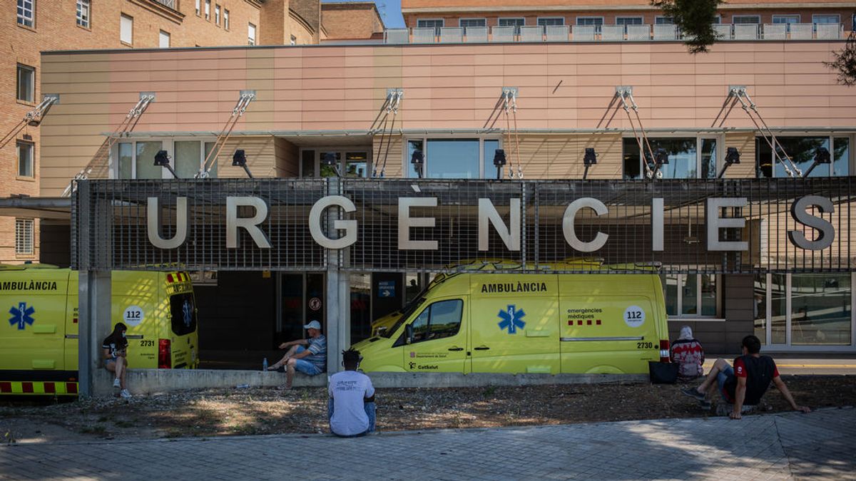 El hospital de Lleida atiende más consultas por miedo a los trombos que pacientes de coronavirus: "El miedo nos hará colapsar" El hospital de Lleida atiende más consultas por miedo a los trombos que pacientes de coronavirus: "El miedo nos hará colapsar"