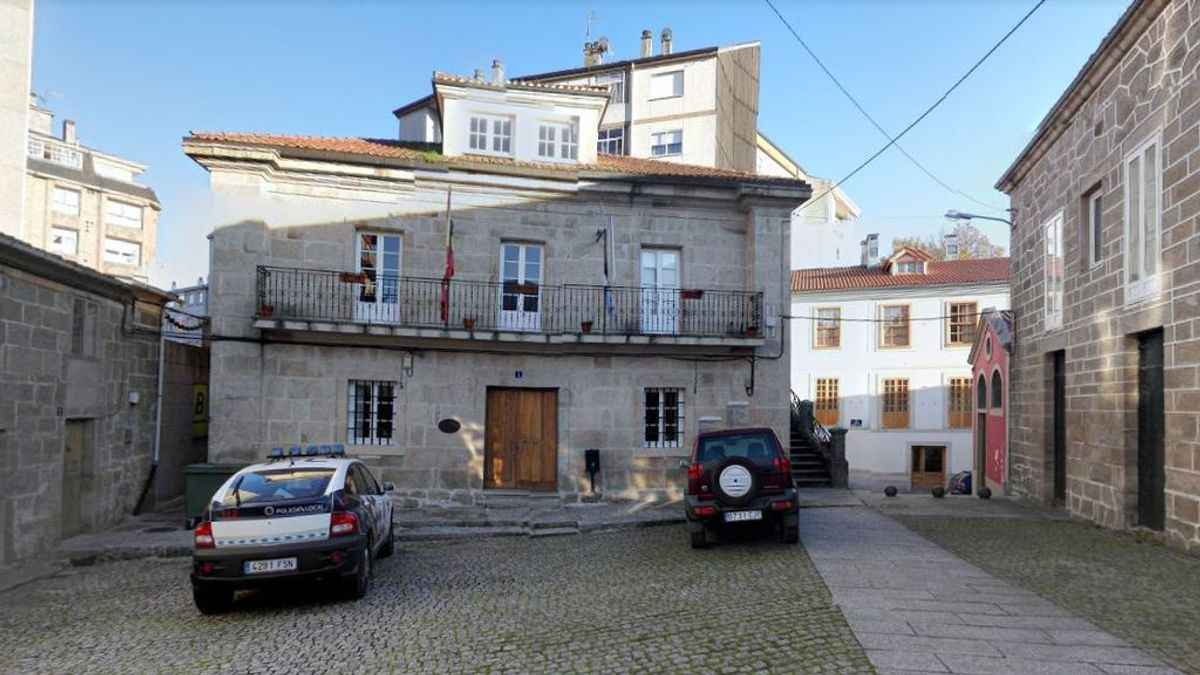 Hallan a dos mujeres desnutridas en su domicilio de Lugo tras varios días encerradas Hallan a dos mujeres desnutridas en su domicilio de Lugo tras varios días encerradas