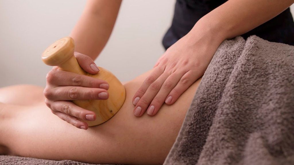 ¿Reducir abdomen? Es posible con la maderoterapia.