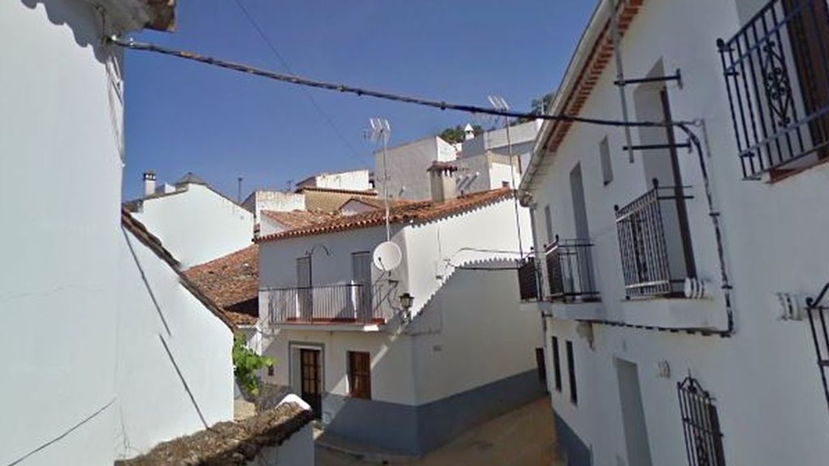 Una aldea de Huelva crea una plataforma en Facebook para pedir Internet y tienen que salir del pueblo para actualizarla Una aldea de Huelva crea una plataforma en Facebook para pedir Internet y tienen que salir del pueblo para actualizarla