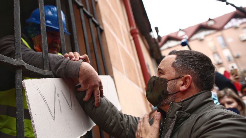 Vox saldrá a la calle el 1 de mayo para "defender" a los trabajadores frente a los sindicatos "vendidos" a China Vox saldrá a la calle el 1 de mayo para "defender" a los trabajadores frente a los sindicatos "vendidos" a China