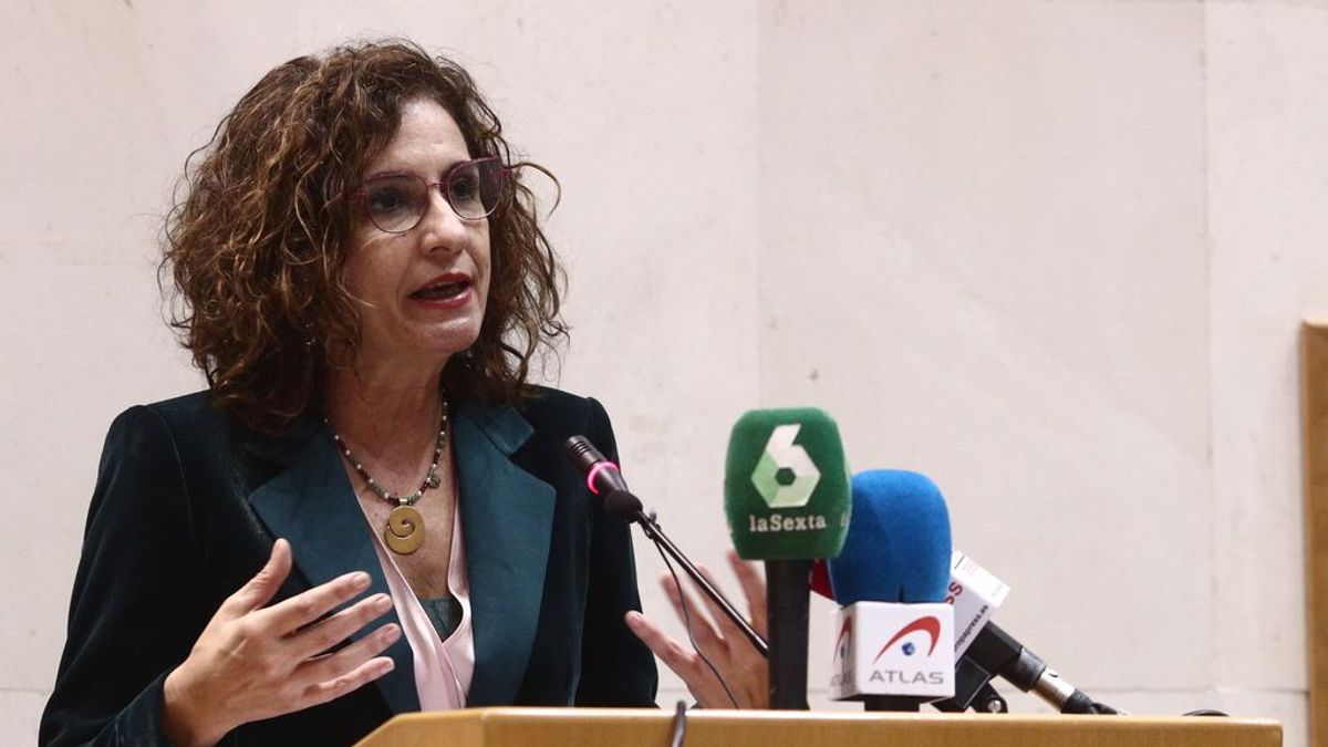 La ministra de Hacienda espera que las subidas de Sociedades, Patrimonio y Sucesiones entren en vigor en 2022 La ministra de Hacienda espera que las subidas de Sociedades, Patrimonio y Sucesiones entren en vigor en 2022
