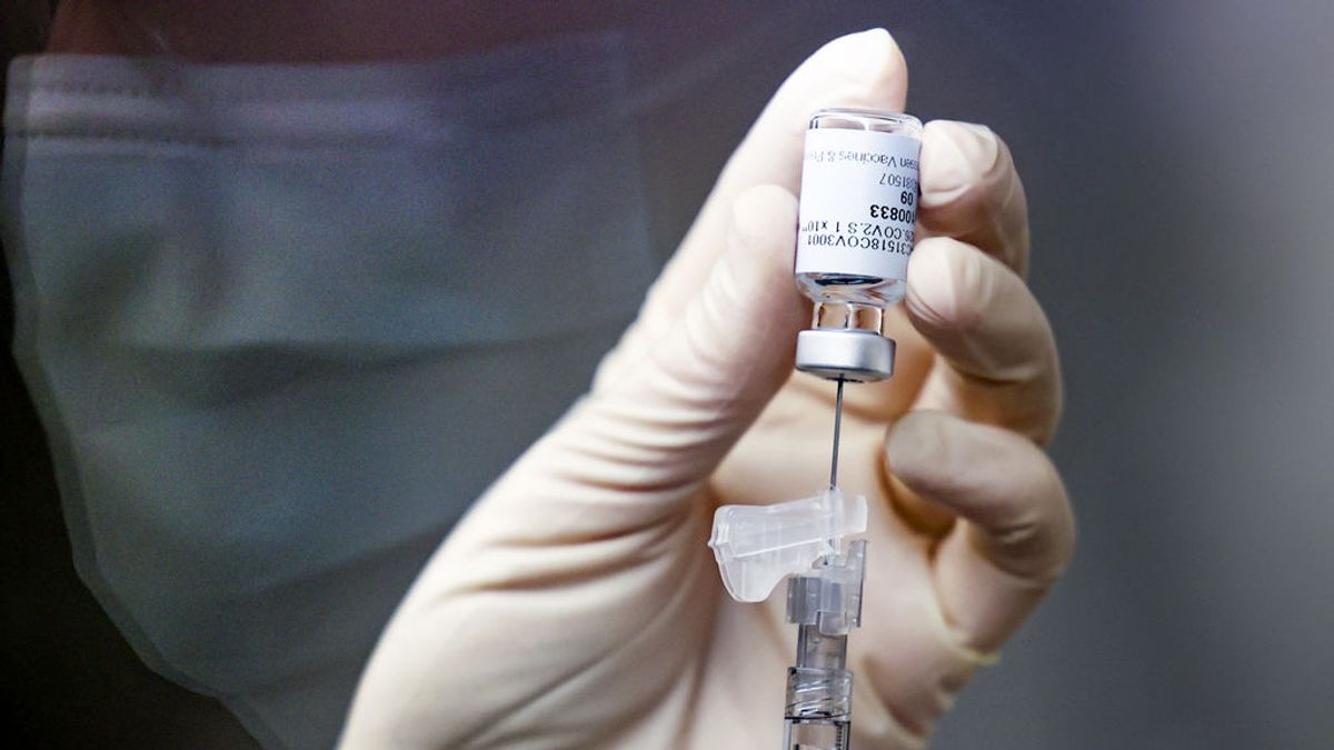 Johnson&Johnson retrasa la entrega de la vacuna de Janssen a Europa por su posible relación con los trombos Johnson&Johnson retrasa la entrega de la vacuna de Janssen a Europa por su posible relación con los trombos