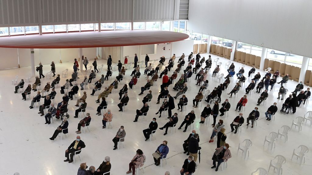 España supera los 11 millones de vacunas inoculadas y ya hay casi ocho millones de personas inmunizadas España supera los 11 millones de vacunas inoculadas y ya hay casi ocho millones de personas inmunizadas