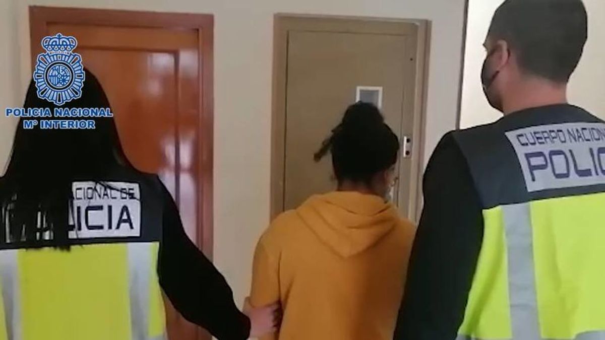 Detenida en Barcelona 'la Señora', una fugitiva buscada por tráfico de cocaína en Estados Unidos Detenida en Barcelona 'la Señora', una fugitiva buscada por tráfico de cocaína en Estados Unidos