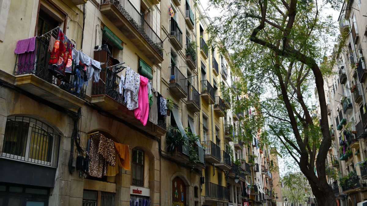 Muere una mujer de 75 años al caer al patio cuando iba a tender la ropa en Gijón