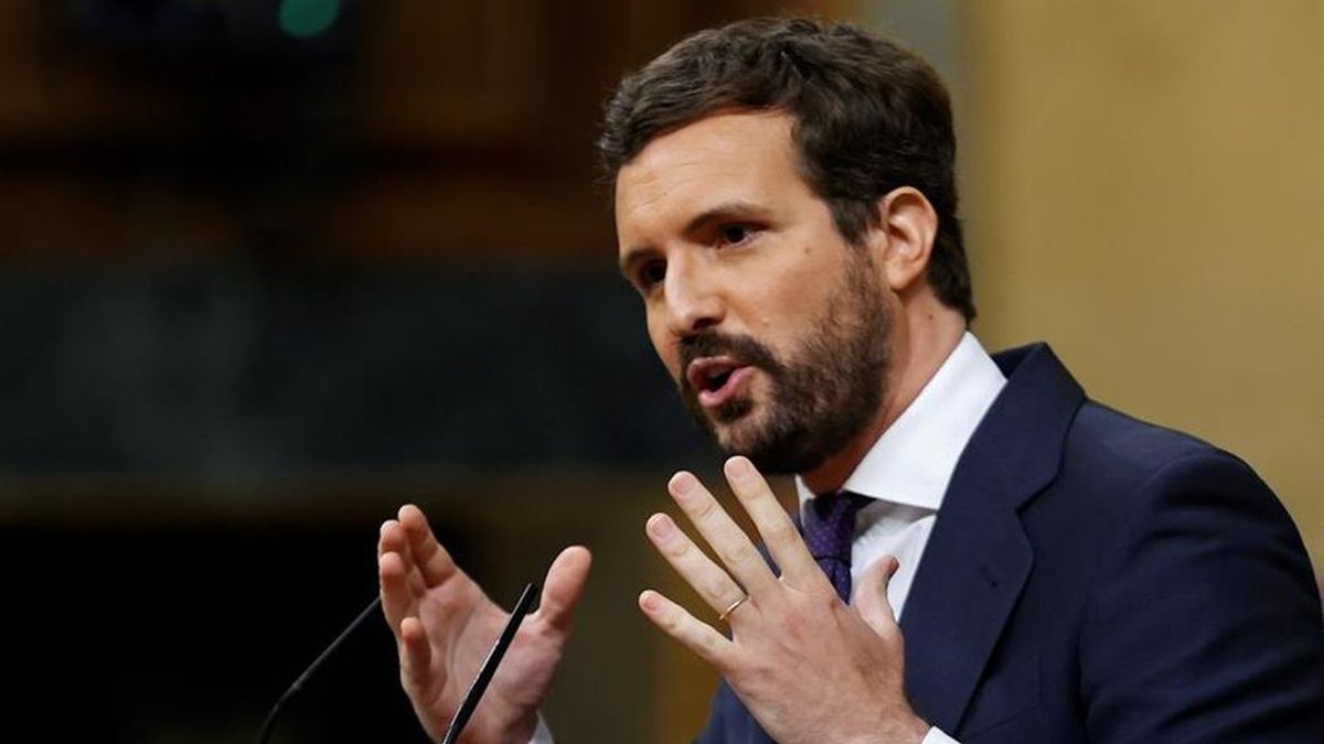 Casado exige a Sánchez que legisle contra la pandemia: "Aguantamos la chulería de su Gobierno" Casado exige a Sánchez que legisle contra la pandemia: "Aguantamos la chulería de su Gobierno"