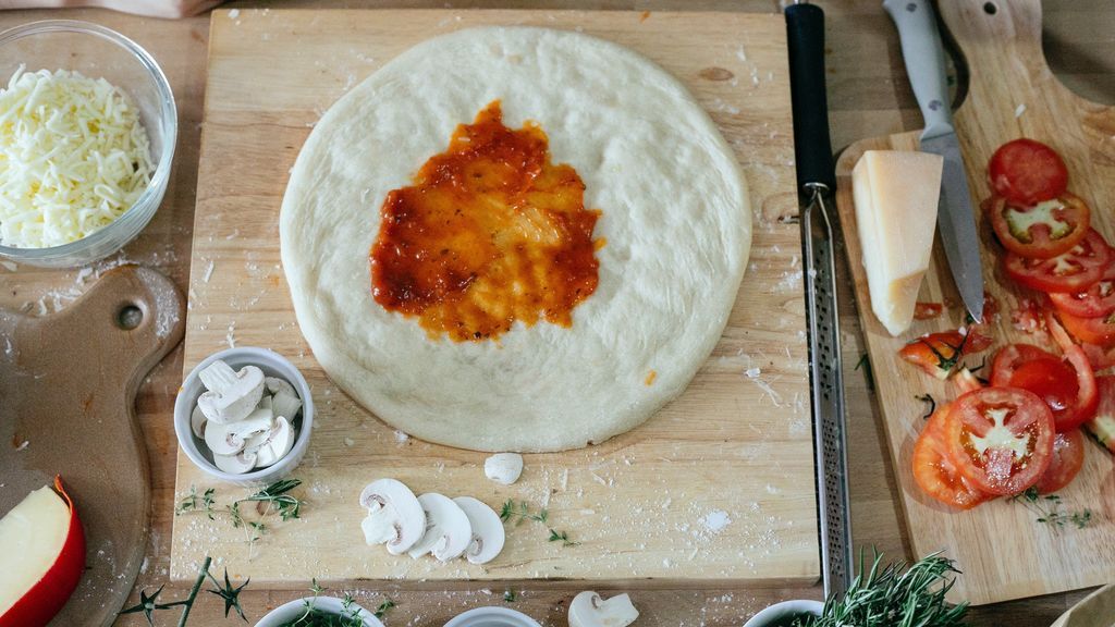 La pizza puede completarse con cualquier ingrediente que imagines (Pexels).