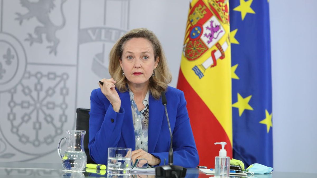 Calviño asegura que "no es el momento" de subir impuestos" y "menos a corto plazo" Calviño asegura que "no es el momento" de subir impuestos" y "menos a corto plazo"