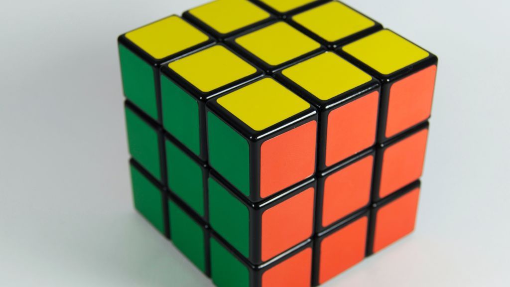 Cómo hacer un cubo de Rubik Cómo hacer un cubo de Rubik