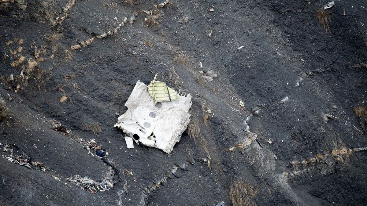 Hacienda reclama 800.000 euros a los huérfanos del accidente de GermanWings Hacienda reclama 800.000 euros a los huérfanos del accidente de GermanWings