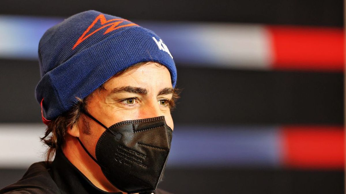 El 'zaska' de Fernando Alonso a Villeneuve: "No sé si volveré a hacerlo, pero no porque alguien haya dicho que no seré capaz" El 'zaska' de Fernando Alonso a Villeneuve: "No sé si volveré a hacerlo, pero no porque alguien haya dicho que no seré capaz"
