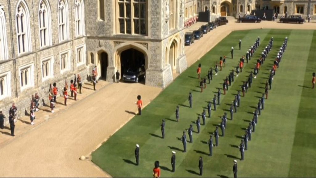 Funeral del duque de Edimburgo: la reina Isabel II y su familia le dan el último adiós