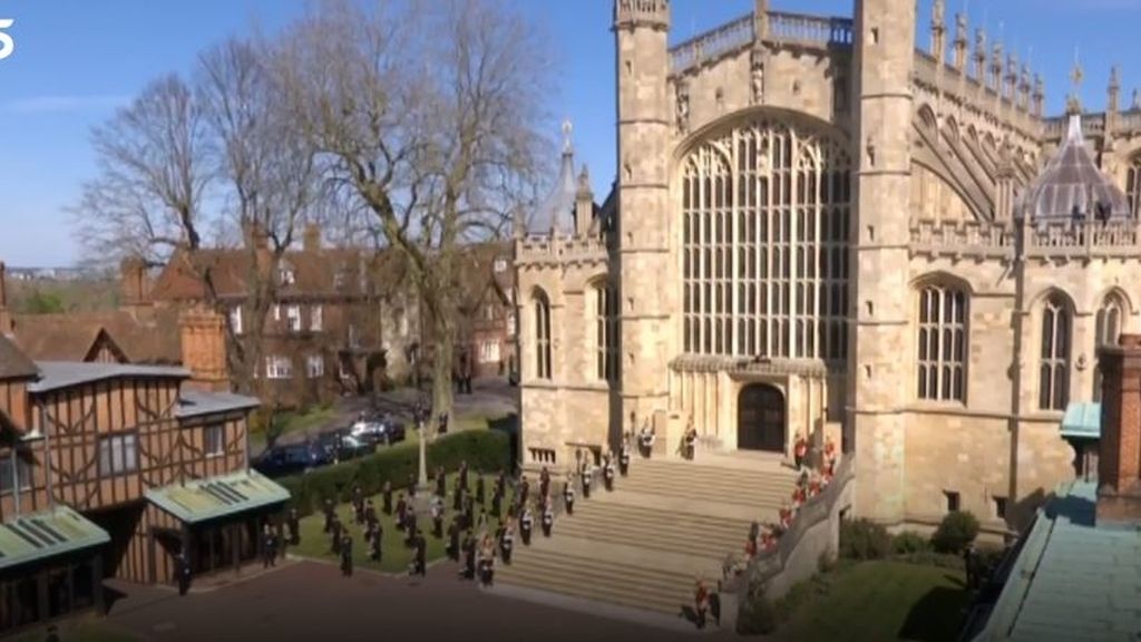 Funeral del duque de Edimburgo: la reina Isabel II y su familia le dan el último adiós
