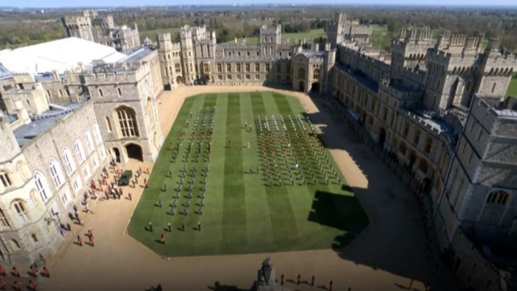 Funeral del duque de Edimburgo: la reina Isabel II y su familia le dan el último adiós