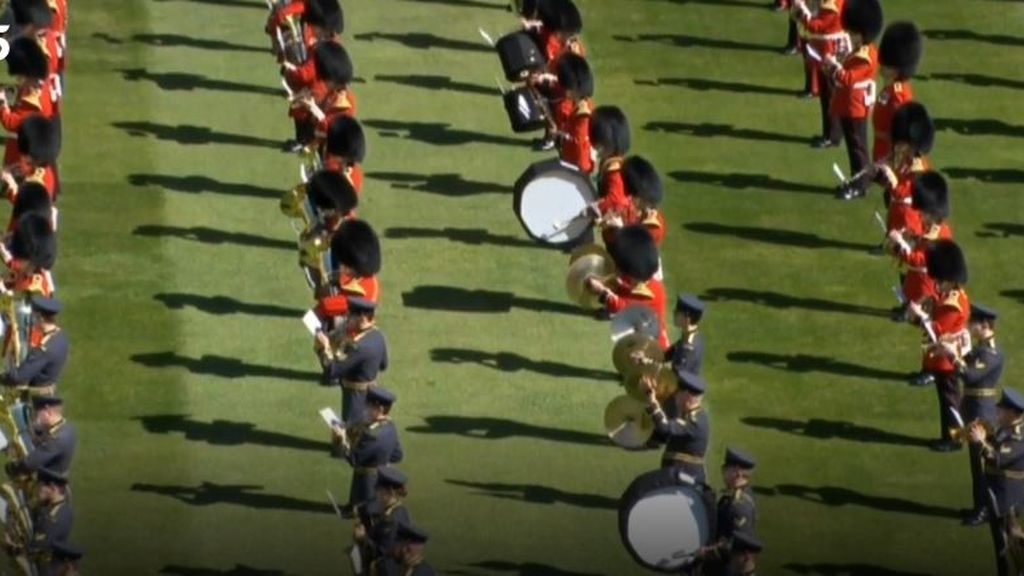 Funeral del duque de Edimburgo: la reina Isabel II y su familia le dan el último adiós