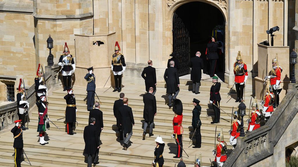 Funeral del duque de Edimburgo: la reina Isabel II y su familia le dan el último adiós