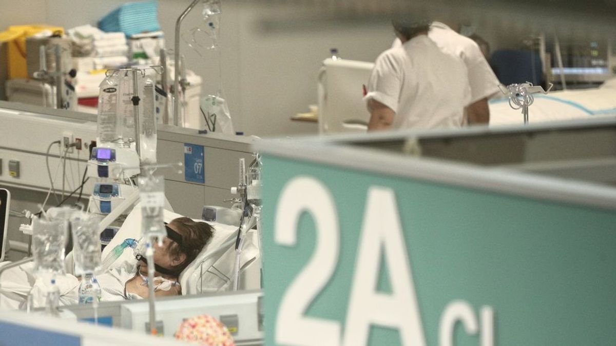 Aumenta la presión hospitalaria en Madrid, que suma 1.244 nuevos contagios y 15 muertes más Aumenta la presión hospitalaria en Madrid, que suma 1.244 nuevos contagios y 15 muertes más