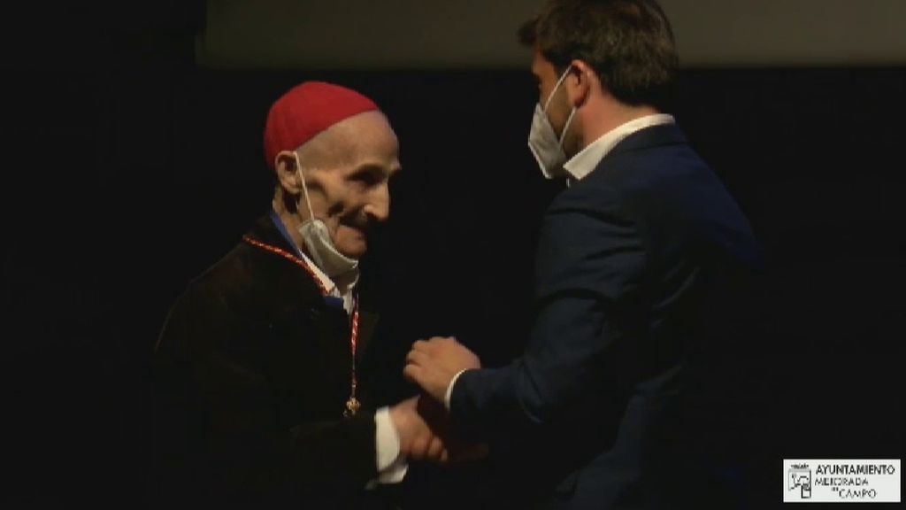 Justo, el hombre que lleva 60 años construyendo una catedral