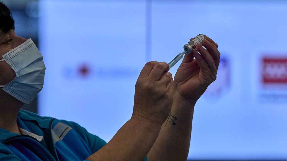 Sanidad propone retrasar la segunda dosis a menores de 79 años ante el repunte de contagios Sanidad propone retrasar la segunda dosis a menores de 79 años ante el repunte de contagios