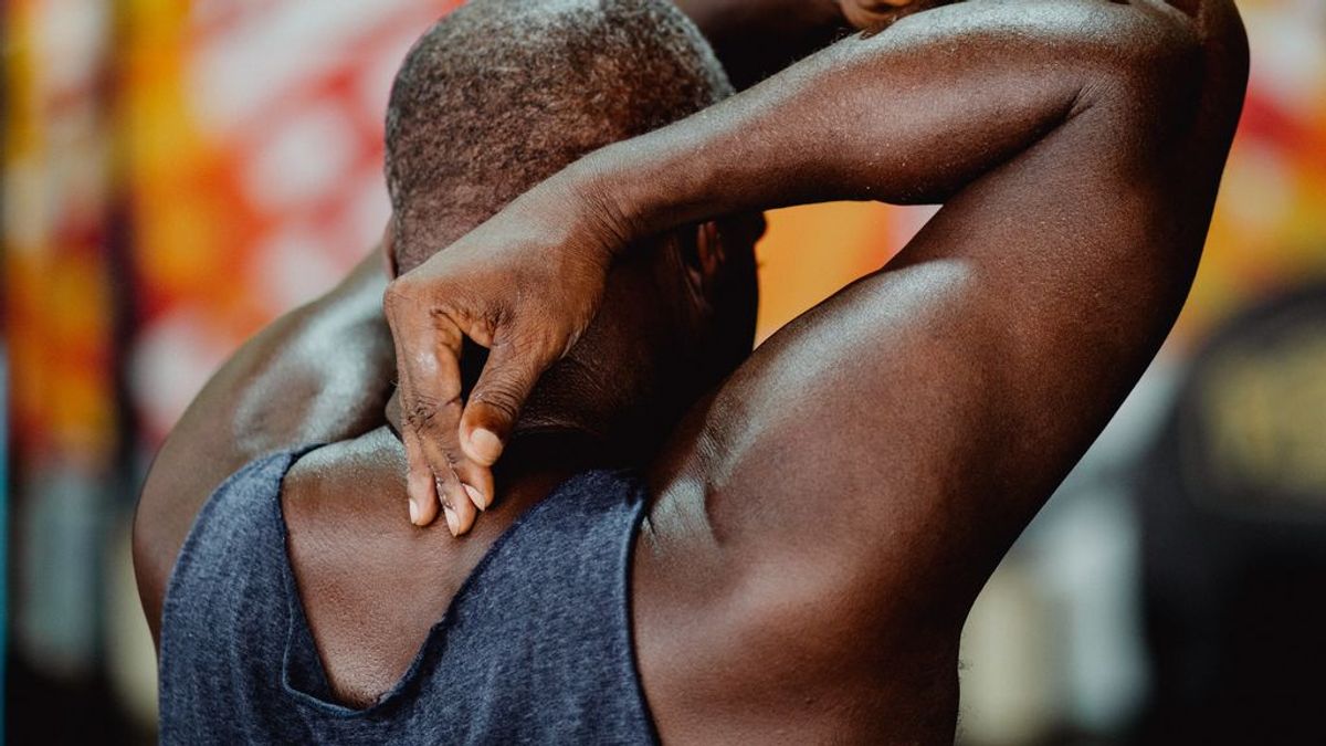 Cinco ejercicios con tu peso corporal para fortalecer tu espalda