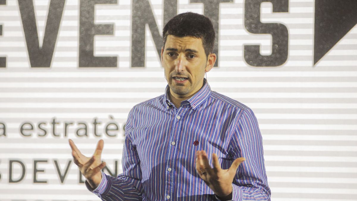 Oriol Mitjà se disculpa tras referirse a la "predisposición genética de policías y criminales a la violencia" Oriol Mitjà se disculpa tras referirse a la "predisposición genética de policías y criminales a la violencia"