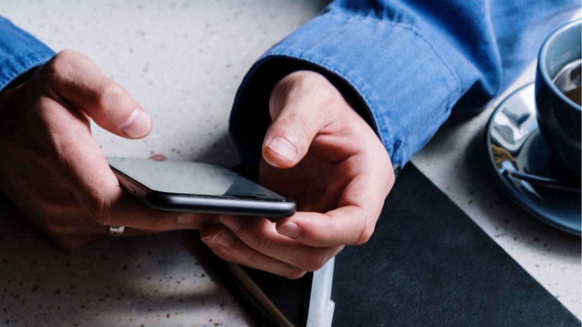 El WhatsApp Rosa, la aplicación que infecta los teléfonos móviles con sólo pinchar el enlace El WhatsApp Rosa, la aplicación que infecta los teléfonos móviles con sólo pinchar el enlace