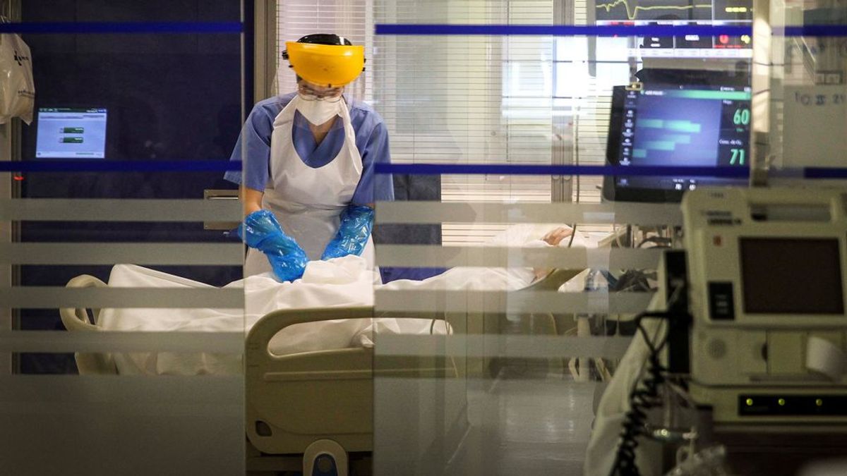 Siguen aumentando los hospitalizados por covid en España Siguen aumentando los hospitalizados por covid en España