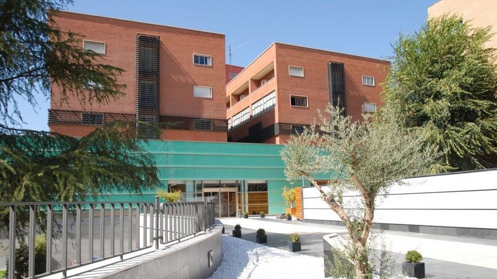 Una residencia revoca su decisión de permitir que voluntarios del PP acompañen a votar a los ancianos el 4M Una residencia revoca su decisión de permitir que voluntarios del PP acompañen a votar a los ancianos el 4M