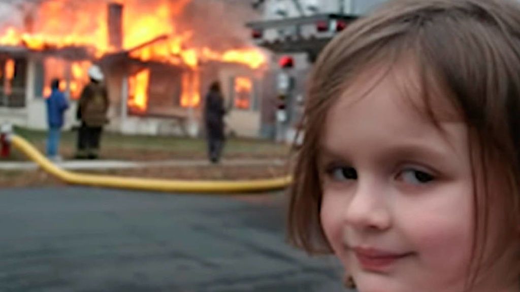 la-protagonista-del-meme-de-disaster-girl-explica-como-surgio-la-foto-del-incendio